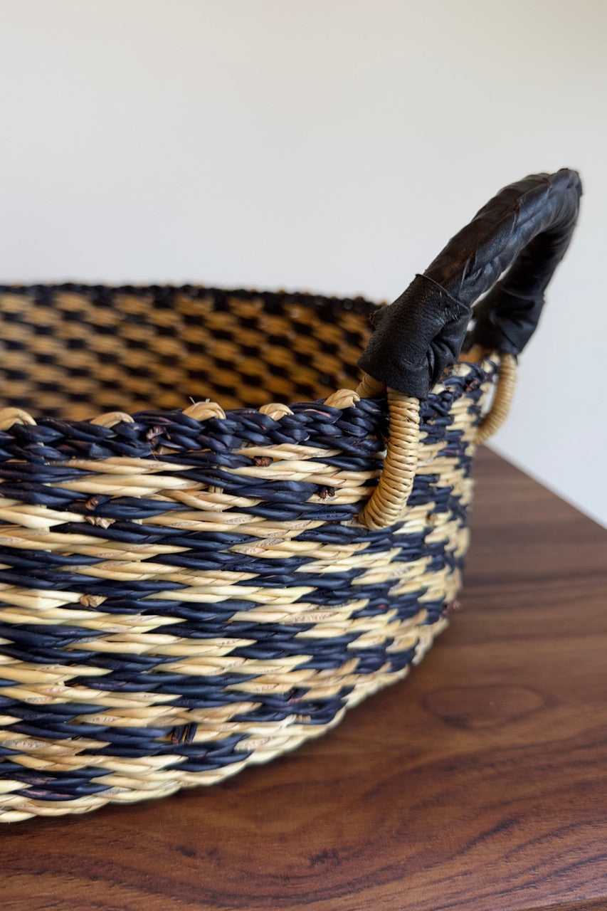 Checkered Tray Basket