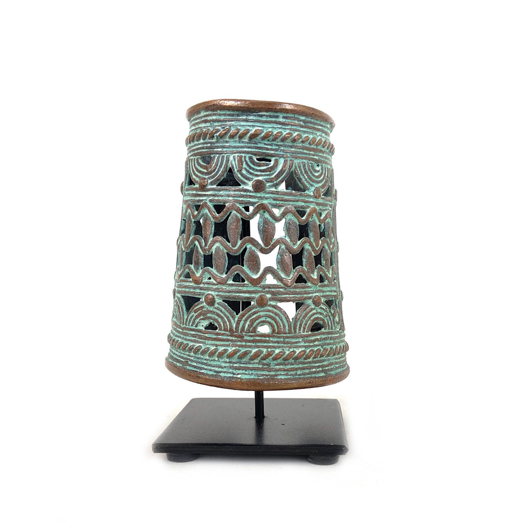 Bridal Bronze Cuff Statue