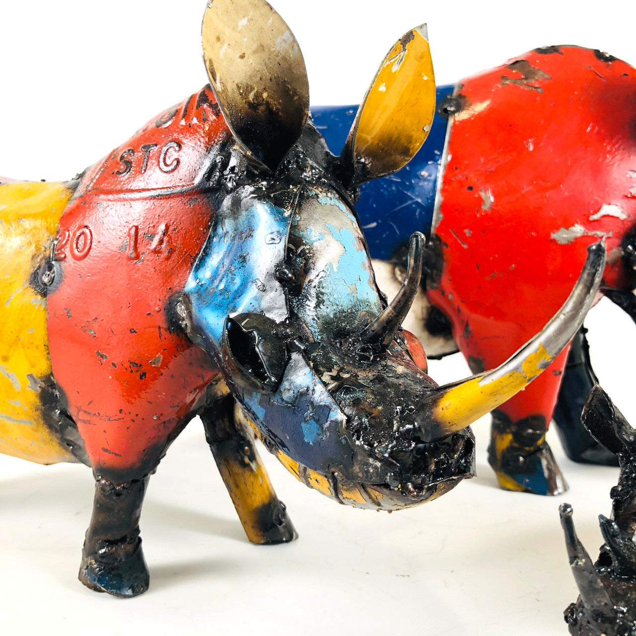 Mosaic Recycled Metal Wild Rhino