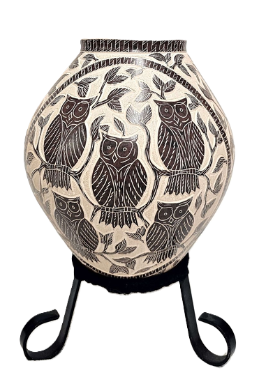 Mata Ortiz Etched Owl Pot