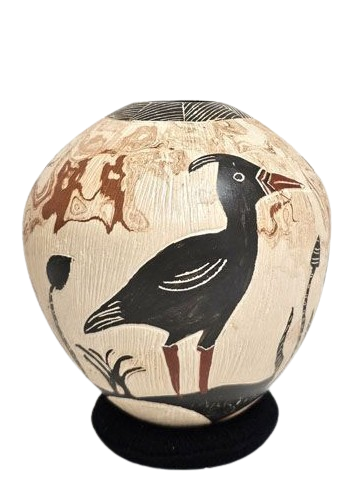 Mata Ortiz Etched Water Birds Pot