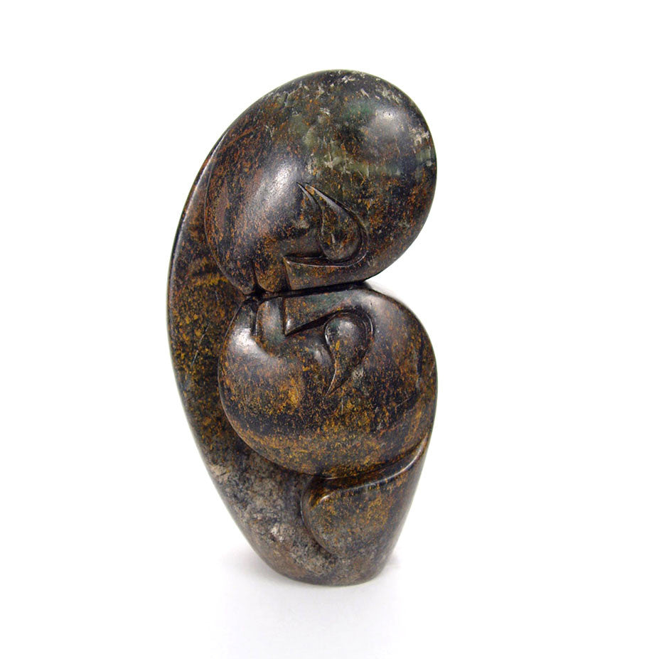 Kissing Lovers Sculpture