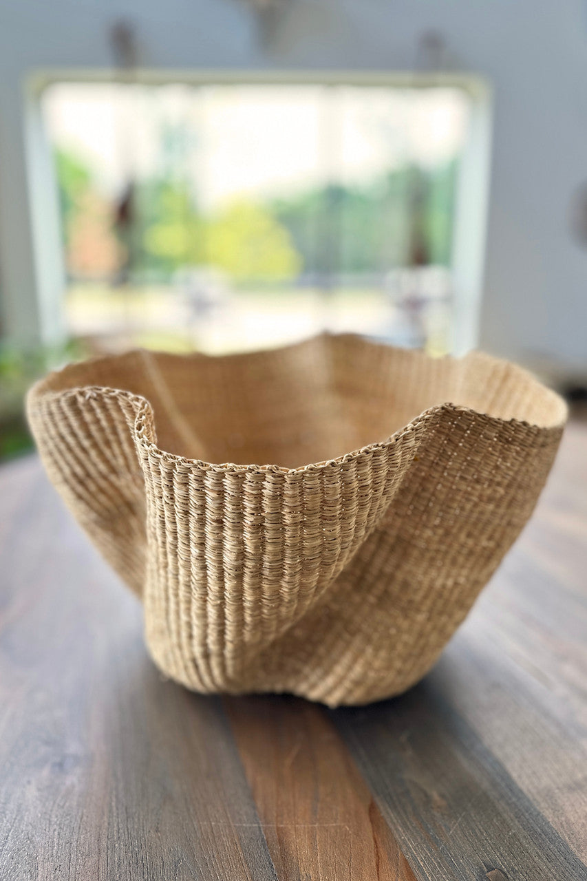 Natural Wavy Basket