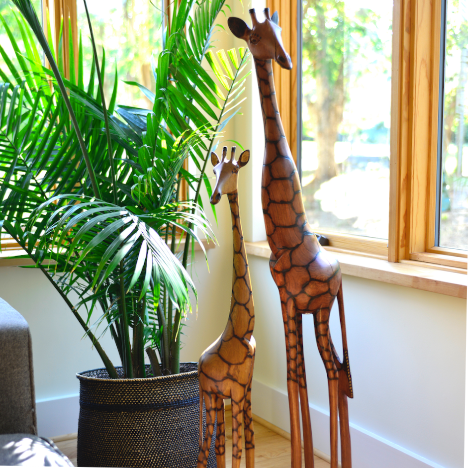 Olivewood Standing Giraffe